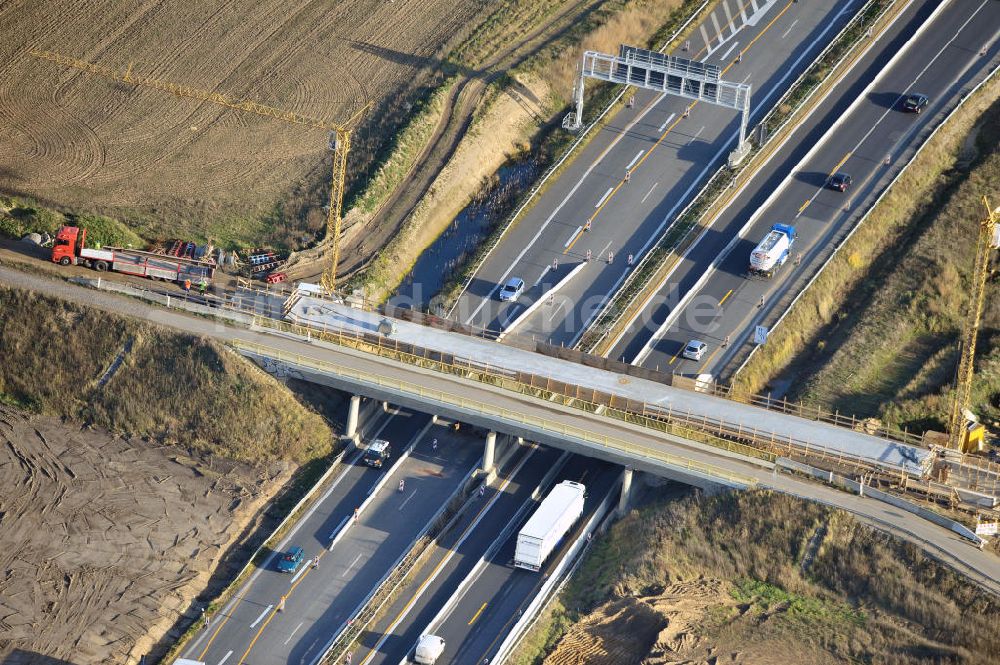 SCHWANEBECK aus der Vogelperspektive: Autobahndreieck / interchange Schwanebeck, auch Autobahndreieck Kreuz Barnim genannt