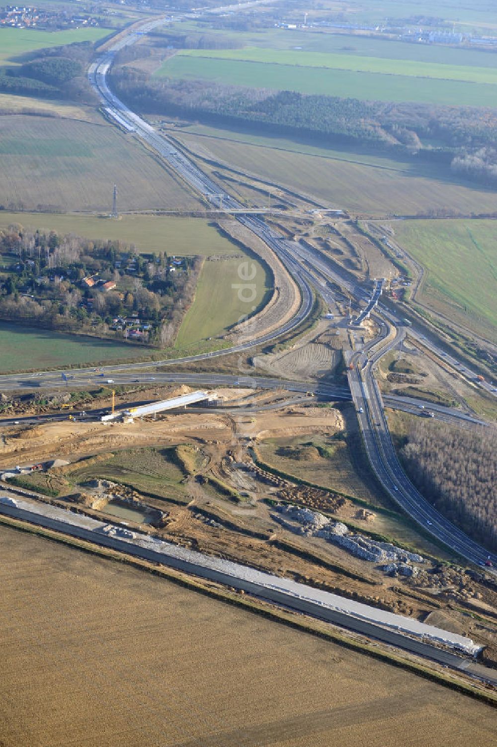 SCHWANEBECK aus der Vogelperspektive: Autobahndreieck / interchange Schwanebeck, auch Autobahndreieck Kreuz Barnim genannt