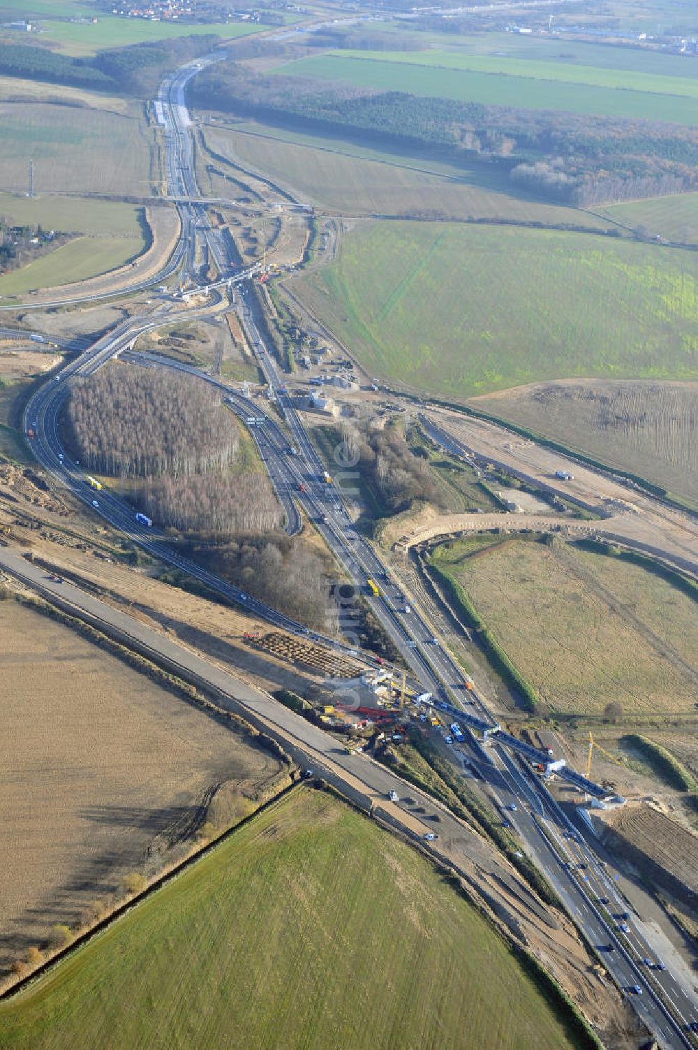 Luftaufnahme SCHWANEBECK - Autobahndreieck / interchange Schwanebeck, auch Autobahndreieck Kreuz Barnim genannt