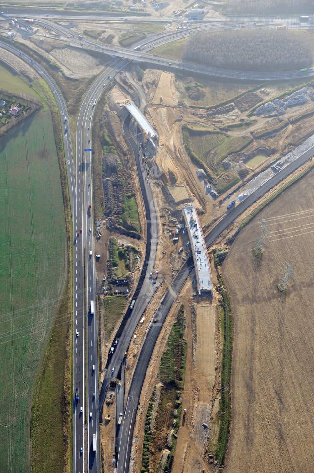 Luftaufnahme SCHWANEBECK - Autobahndreieck / interchange Schwanebeck, auch Autobahndreieck Kreuz Barnim genannt