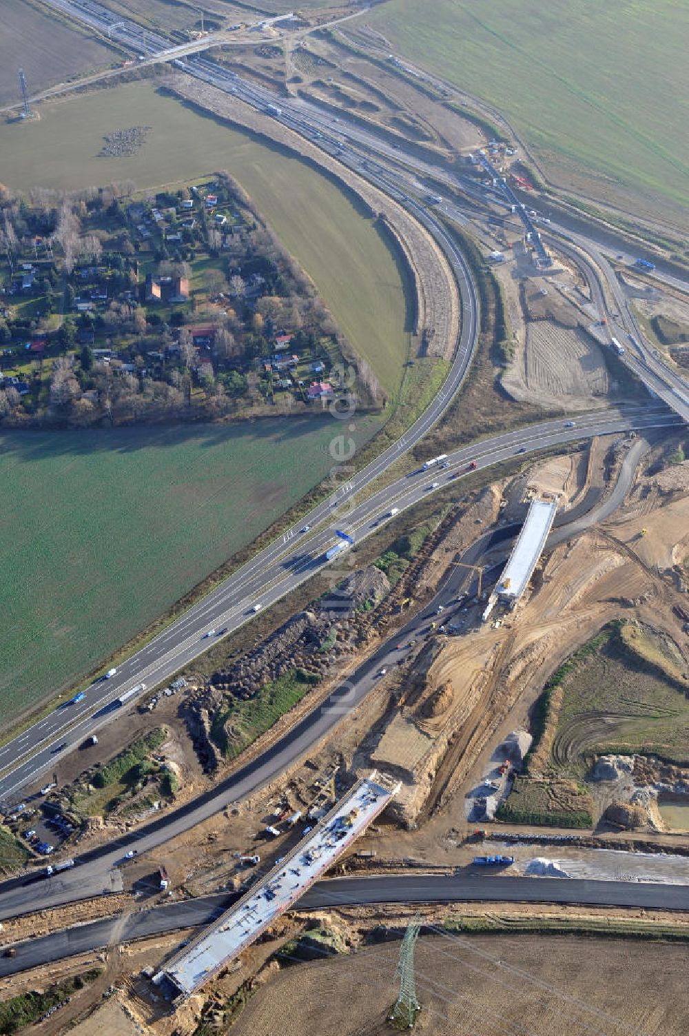 SCHWANEBECK von oben - Autobahndreieck / interchange Schwanebeck, auch Autobahndreieck Kreuz Barnim genannt