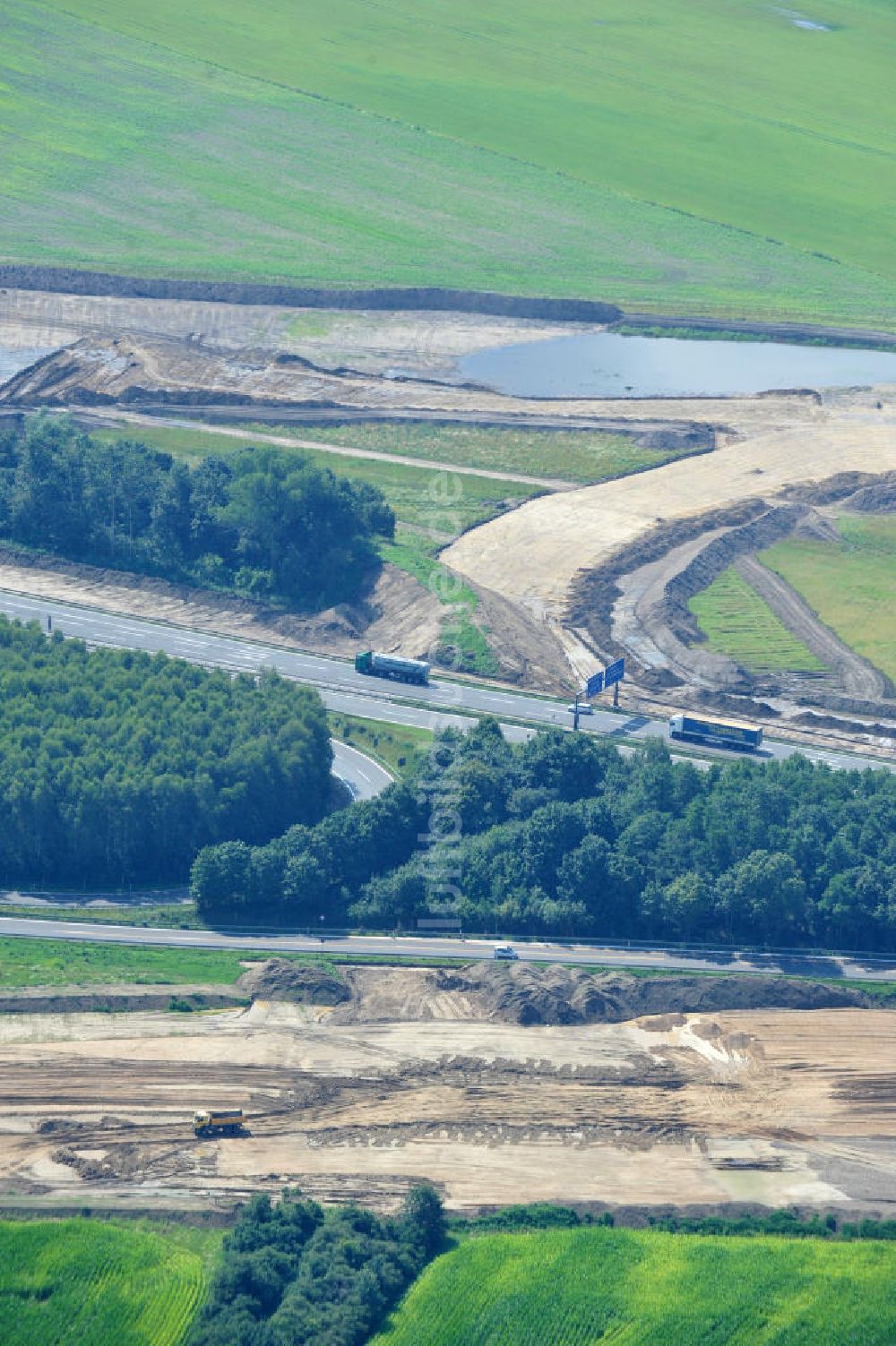 Luftaufnahme Schwanebeck / Barnim - Autobahndreieck / interchange Schwanebeck, jetzt Autobahndreieck Kreuz Barnim