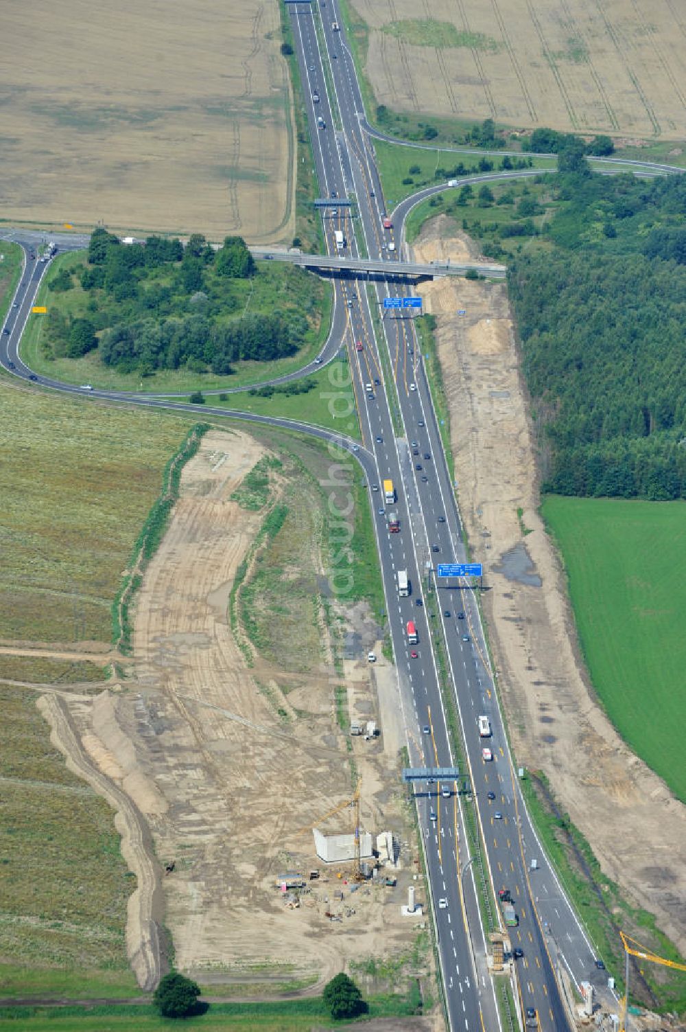 Schwanebeck / Barnim aus der Vogelperspektive: Autobahndreieck / interchange Schwanebeck, jetzt Autobahndreieck Kreuz Barnim