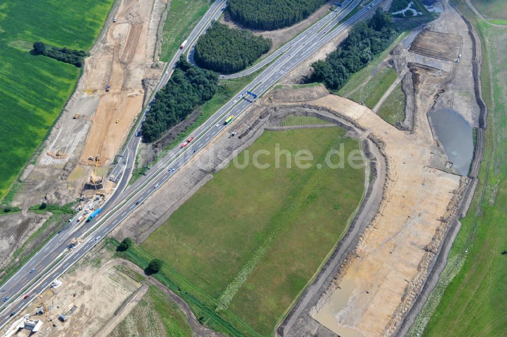 Luftbild Schwanebeck / Barnim - Autobahndreieck / interchange Schwanebeck, jetzt Autobahndreieck Kreuz Barnim