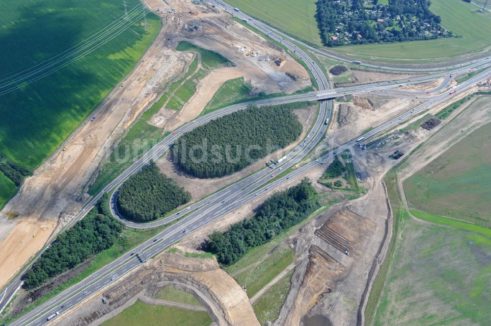 Schwanebeck / Barnim aus der Vogelperspektive: Autobahndreieck / interchange Schwanebeck, jetzt Autobahndreieck Kreuz Barnim