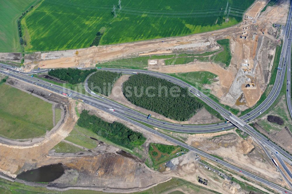 Schwanebeck aus der Vogelperspektive: Autobahndreieck / interchange Schwanebeck, jetzt Autobahndreieck Kreuz Barnim