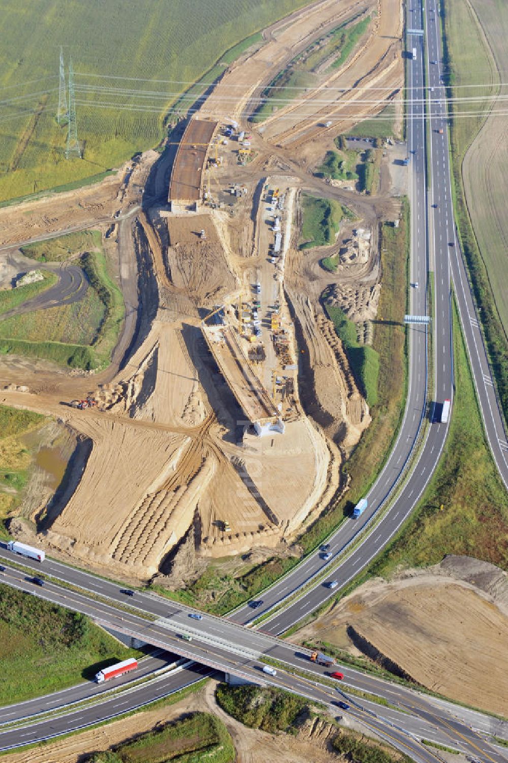 Schwanebeck aus der Vogelperspektive: Autobahndreieck / interchange Schwanebeck, jetzt Autobahndreieck Kreuz Barnim