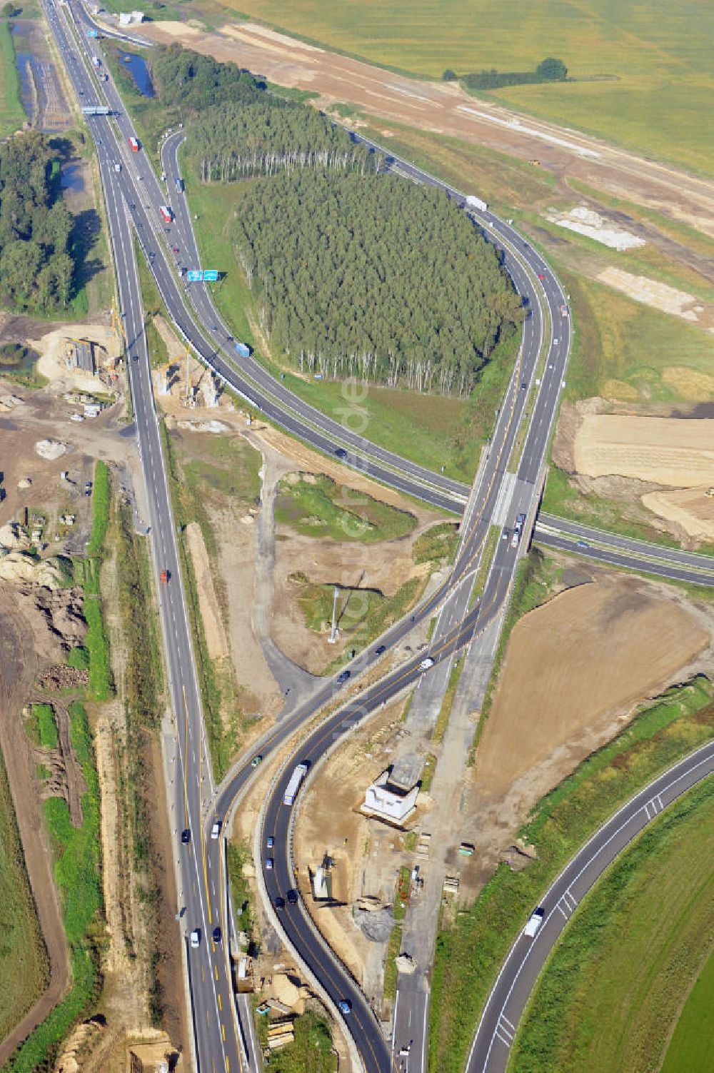 Luftaufnahme Schwanebeck - Autobahndreieck / interchange Schwanebeck, jetzt Autobahndreieck Kreuz Barnim