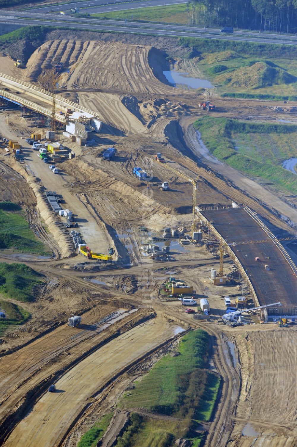 Schwanebeck aus der Vogelperspektive: Autobahndreieck / interchange Schwanebeck, jetzt Autobahndreieck Kreuz Barnim