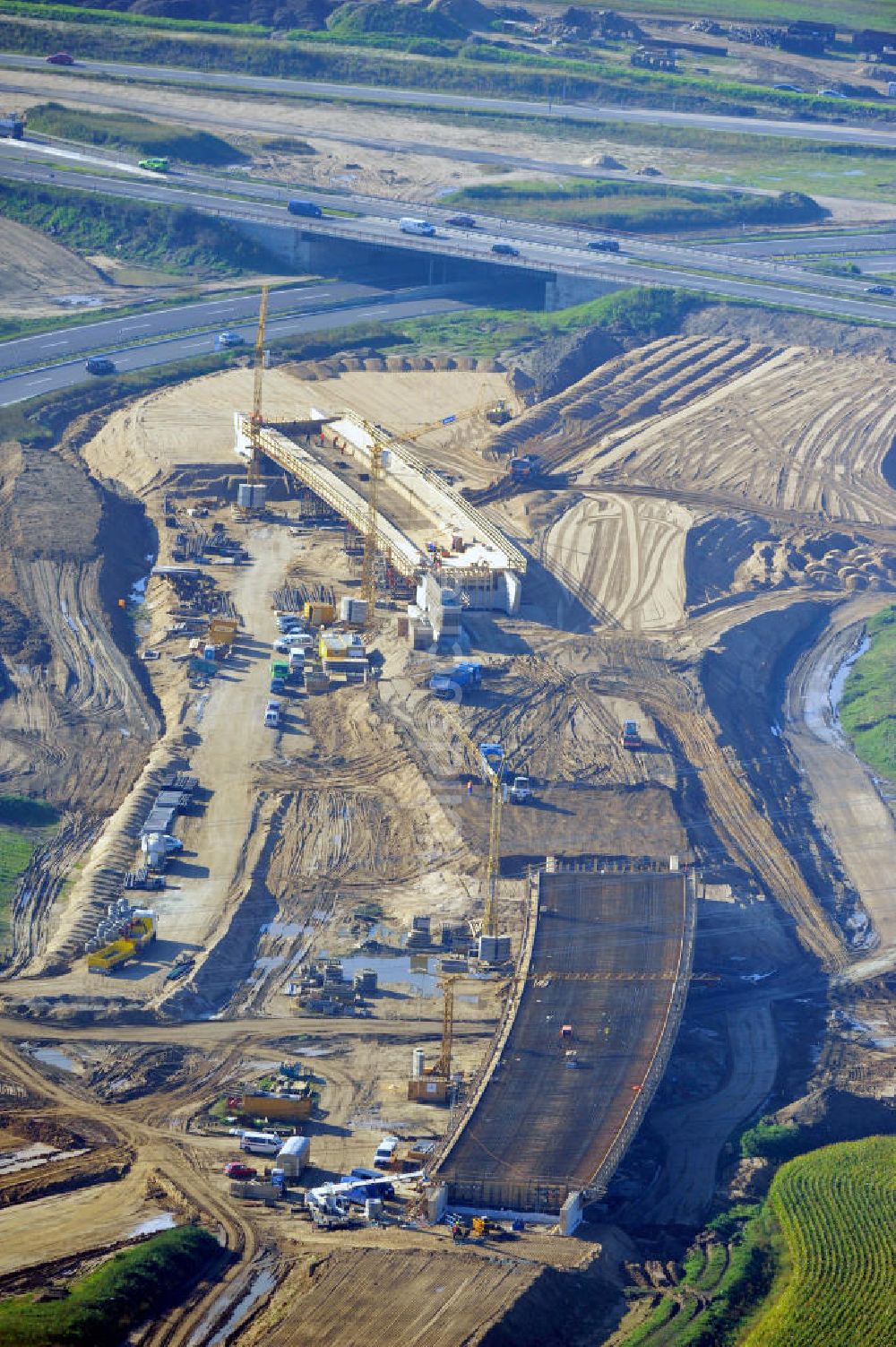 Schwanebeck von oben - Autobahndreieck / interchange Schwanebeck, jetzt Autobahndreieck Kreuz Barnim