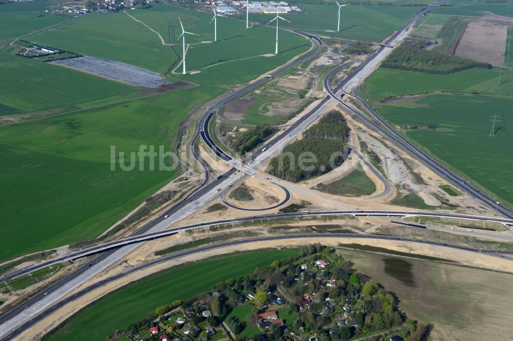 Luftaufnahme Schwanebeck - Autobahndreieck Kreuz Barnim an der Autobahn A10 und A11, vormals AD Schwanebeck, mit Aus- und Umbauarbeiten bei Schwanebeck in Brandenburg