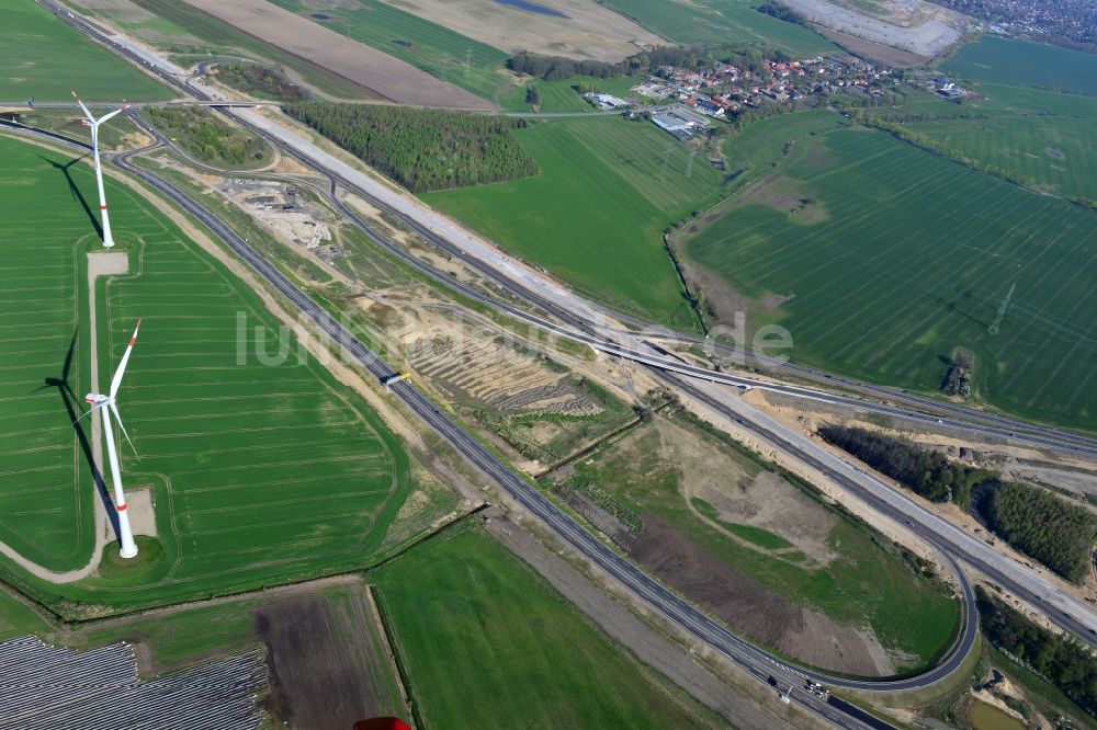 Schwanebeck aus der Vogelperspektive: Autobahndreieck Kreuz Barnim an der Autobahn A10 und A11, vormals AD Schwanebeck, mit Aus- und Umbauarbeiten bei Schwanebeck in Brandenburg