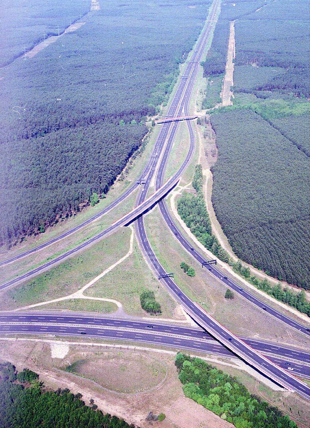 Michendorf von oben - Autobahndreieck Michendorf bei Potsdam.