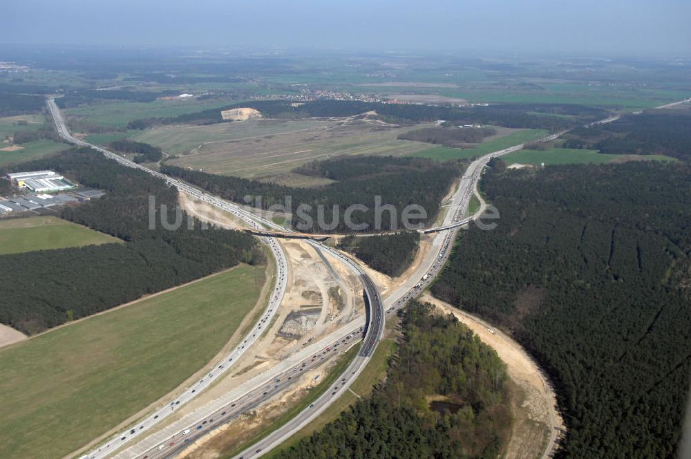 Luftbild NUTHETAL - Autobahndreieck Nuthetal (A 10 und A 115) bei Potsdam