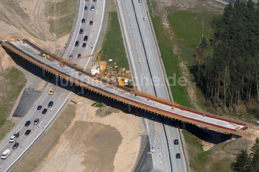 Luftaufnahme NUTHETAL - Autobahndreieck Nuthetal (A 10 und A 115) bei Potsdam