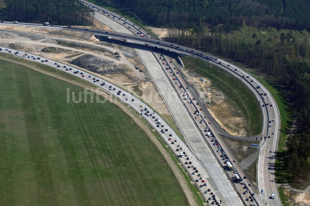 NUTHETAL von oben - Autobahndreieck Nuthetal (A 10 und A 115) bei Potsdam