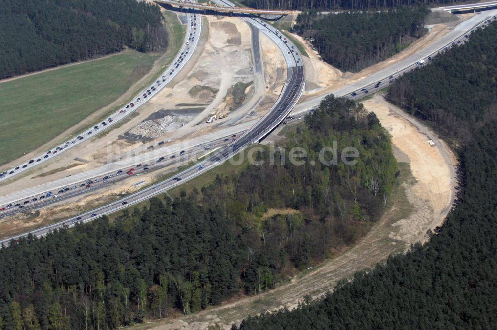 Luftaufnahme Nuthetal - Autobahndreieck Nuthetal (A 10 und A 115) bei Potsdam