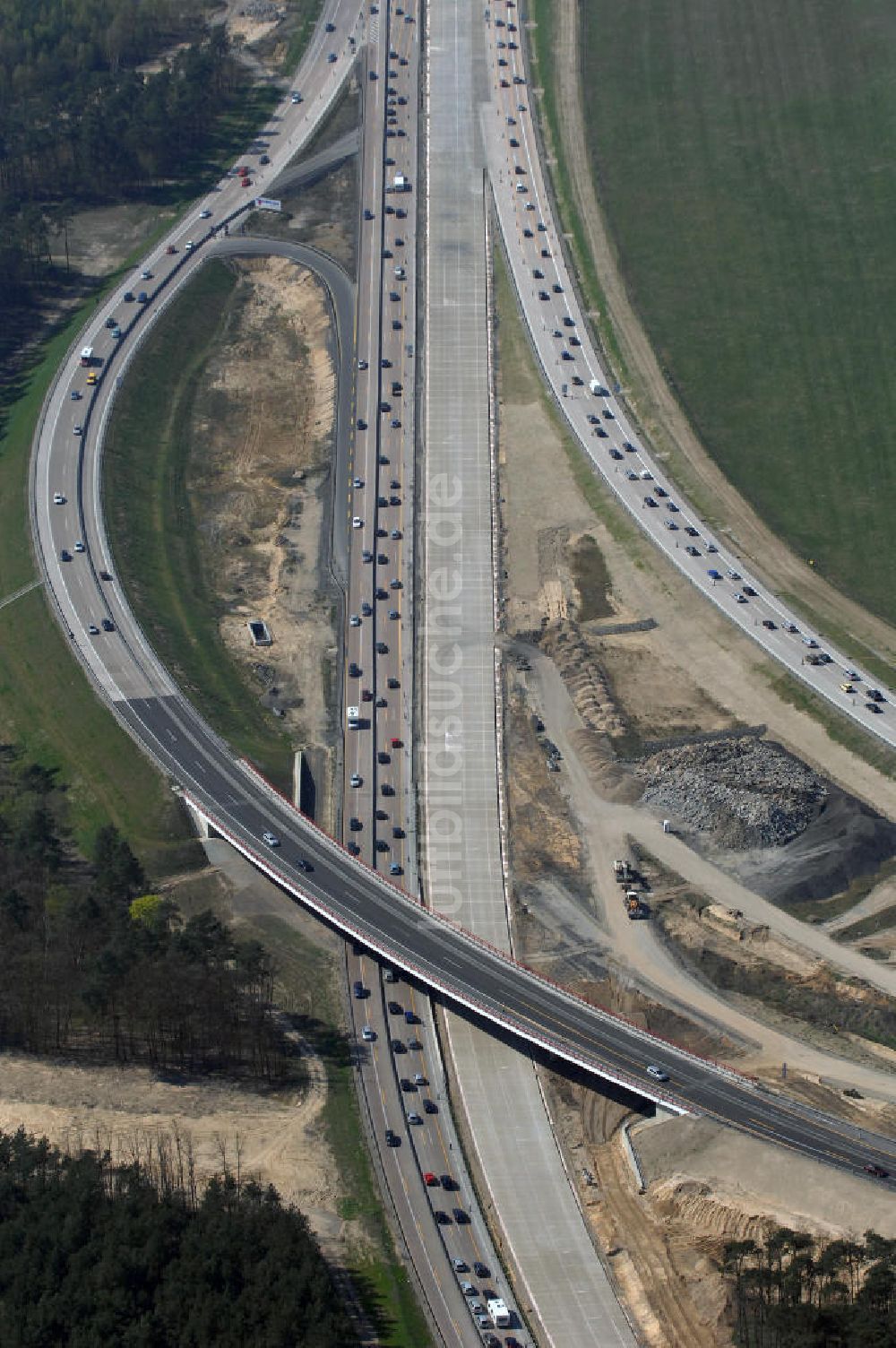 Nuthetal von oben - Autobahndreieck Nuthetal (A 10 und A 115) bei Potsdam