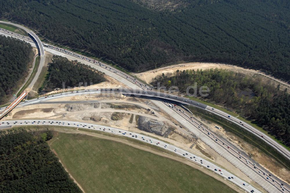 Nuthetal aus der Vogelperspektive: Autobahndreieck Nuthetal (A 10 und A 115) bei Potsdam