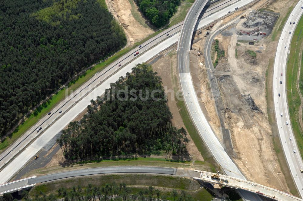 Luftbild NUTHETAL - Autobahndreieck Nuthetal (A 10 und A 115) bei Potsdam