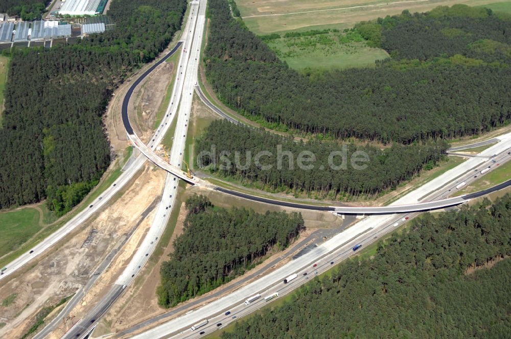 NUTHETAL aus der Vogelperspektive: Autobahndreieck Nuthetal (A 10 und A 115) bei Potsdam