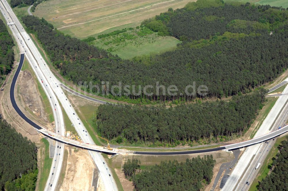 Luftaufnahme NUTHETAL - Autobahndreieck Nuthetal (A 10 und A 115) bei Potsdam