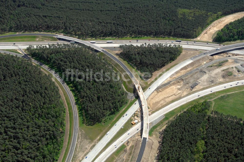 Luftbild NUTHETAL - Autobahndreieck Nuthetal (A 10 und A 115) bei Potsdam