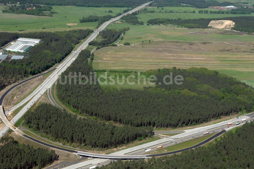 Luftaufnahme NUTHETAL - Autobahndreieck Nuthetal (A 10 und A 115) bei Potsdam