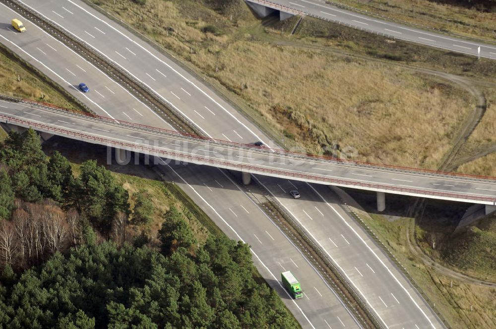 Luftbild Uckley - Autobahndreieck Speeaue am südöstlichen Berliner Ring an der A10 / E55