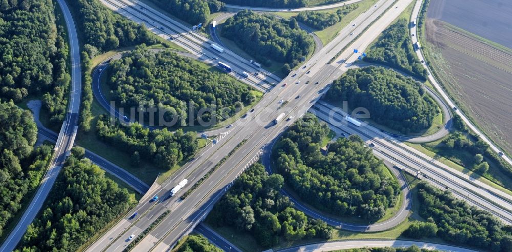 Hermsdorf von oben - Autobahnkreuz der BAB A4 und A9 Hermsdorfer Kreuz in Hermsdorf im Bundesland Thüringen, Deutschland