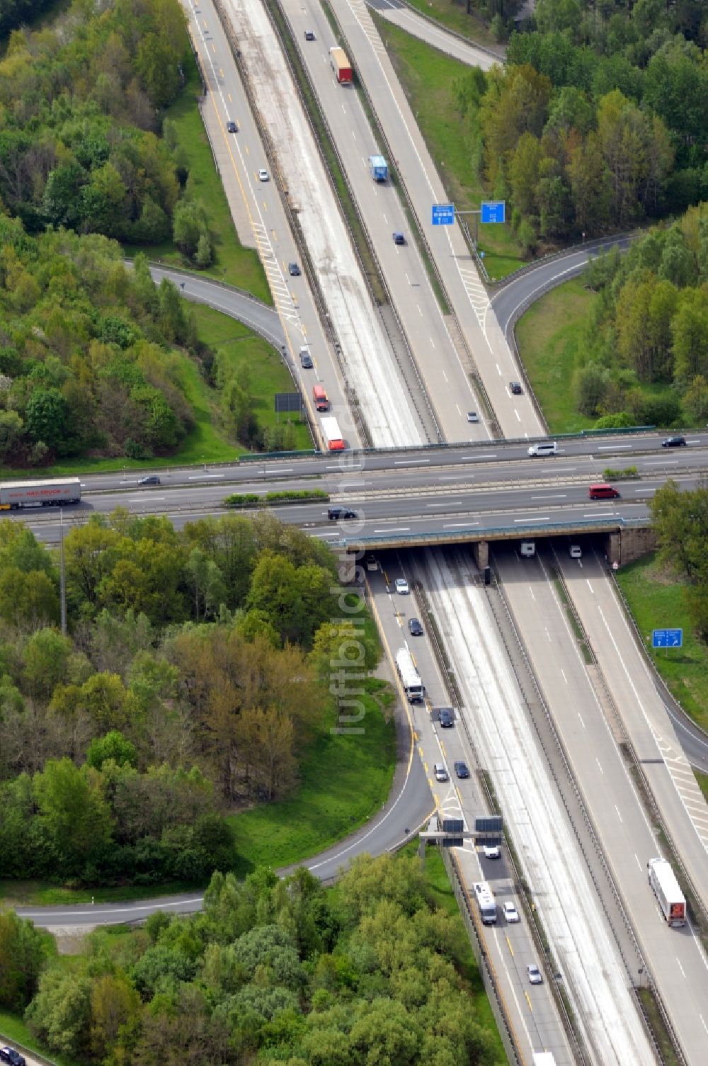 Luftbild Hermsdorf - Autobahnkreuz der BAB A4 und A9 Hermsdorfer Kreuz in Hermsdorf im Bundesland Thüringen, Deutschland