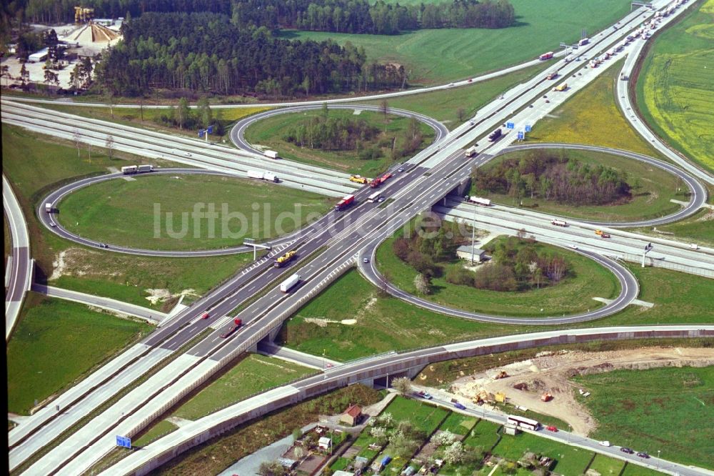 Hermsdorf von oben - Autobahnkreuz der BAB A4 und A9 Hermsdorfer Kreuz in Hermsdorf im Bundesland Thüringen, Deutschland