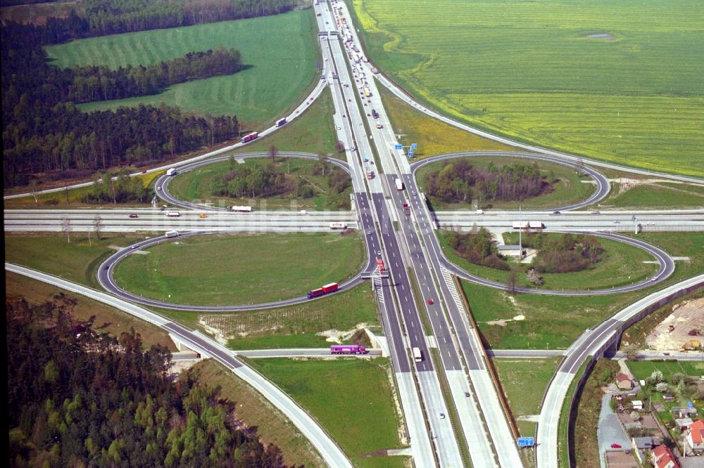 Luftaufnahme Hermsdorf - Autobahnkreuz der BAB A4 und A9 Hermsdorfer Kreuz in Hermsdorf im Bundesland Thüringen, Deutschland