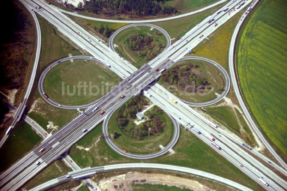 Luftaufnahme Hermsdorf - Autobahnkreuz der BAB A4 und A9 Hermsdorfer Kreuz in Hermsdorf im Bundesland Thüringen, Deutschland