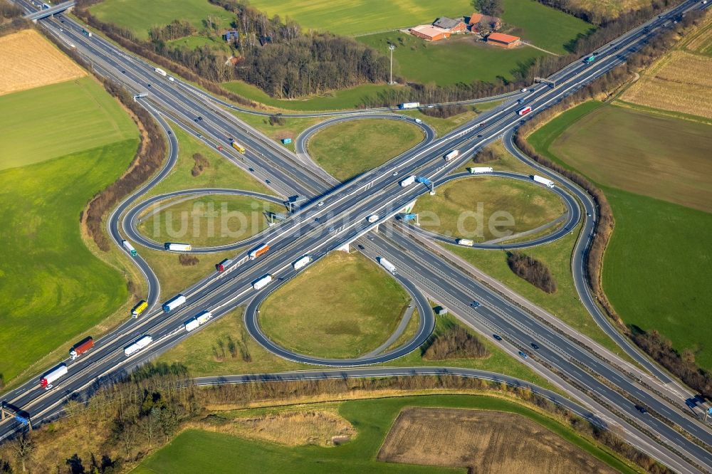 Luftbild Lotte - Autobahnkreuz der BAB A30 - A1 Kreuz Lotte/Osnabrück in Lotte im Bundesland Nordrhein-Westfalen, Deutschland