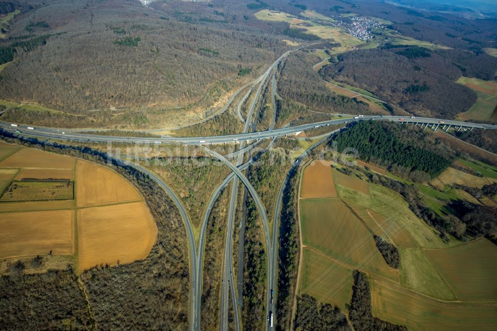 Luftaufnahme Wetzlar - Autobahnkreuz der BAB A45 - 480 Wetzlarer Kreuz in Wetzlar im Bundesland Hessen, Deutschland