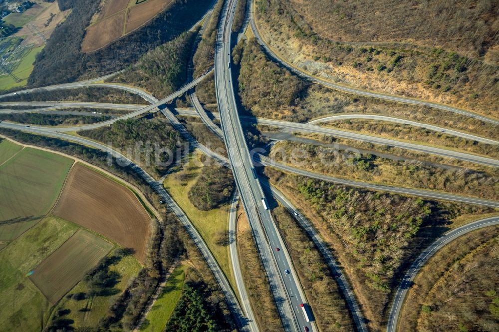 Luftaufnahme Wetzlar - Autobahnkreuz der BAB A45 - 480 Wetzlarer Kreuz in Wetzlar im Bundesland Hessen, Deutschland