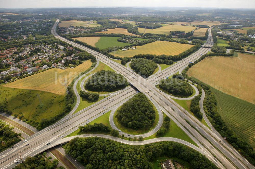 Luftaufnahme Bochum - Autobahnkreuz A44 und A43 bei Bochum, Nordrhein-Westfalen