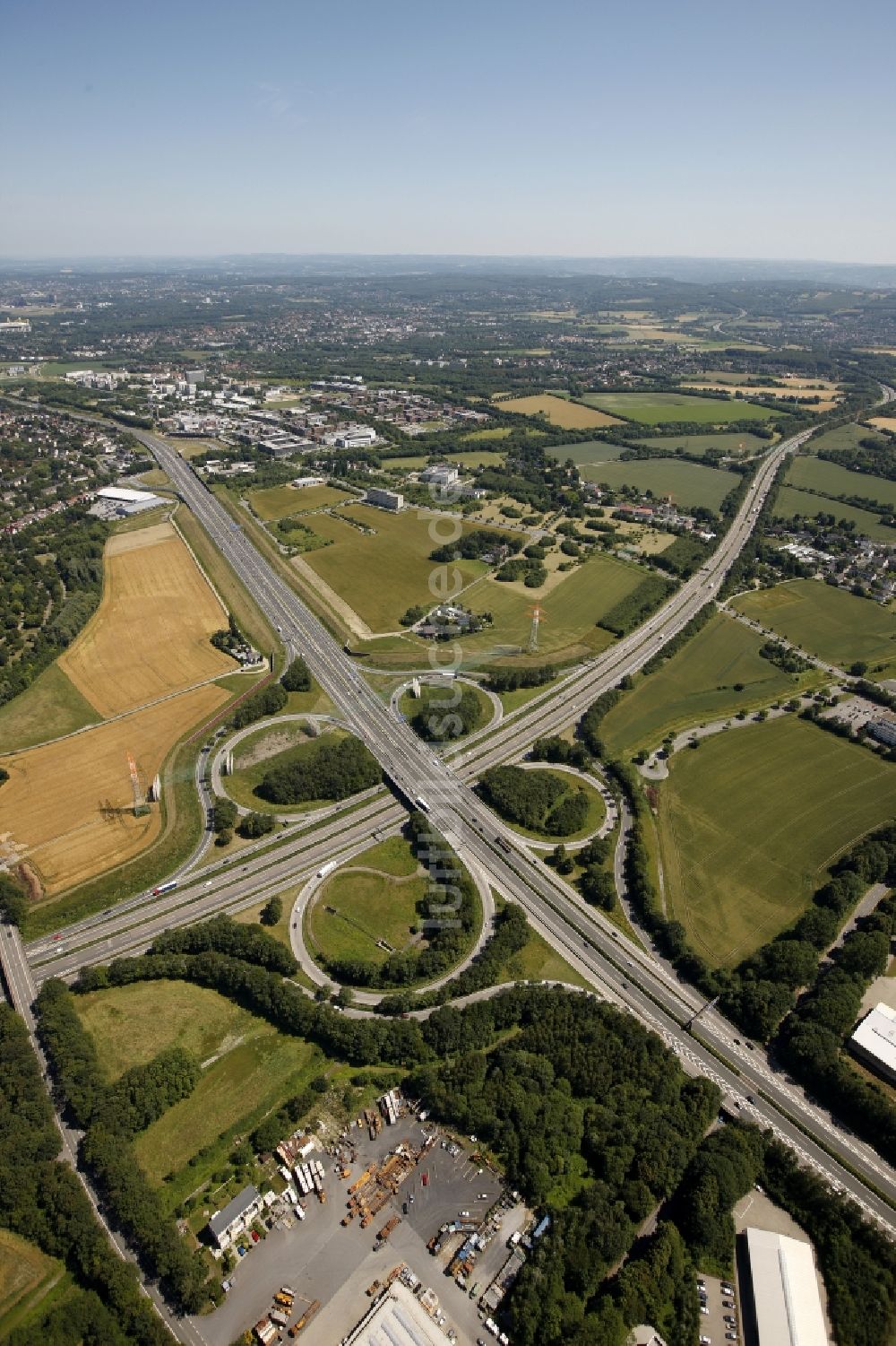 Luftaufnahme Dortmund - Autobahnkreuz Dortmund-West in Dortmund im Bundesland Nordrhein-Westfalen