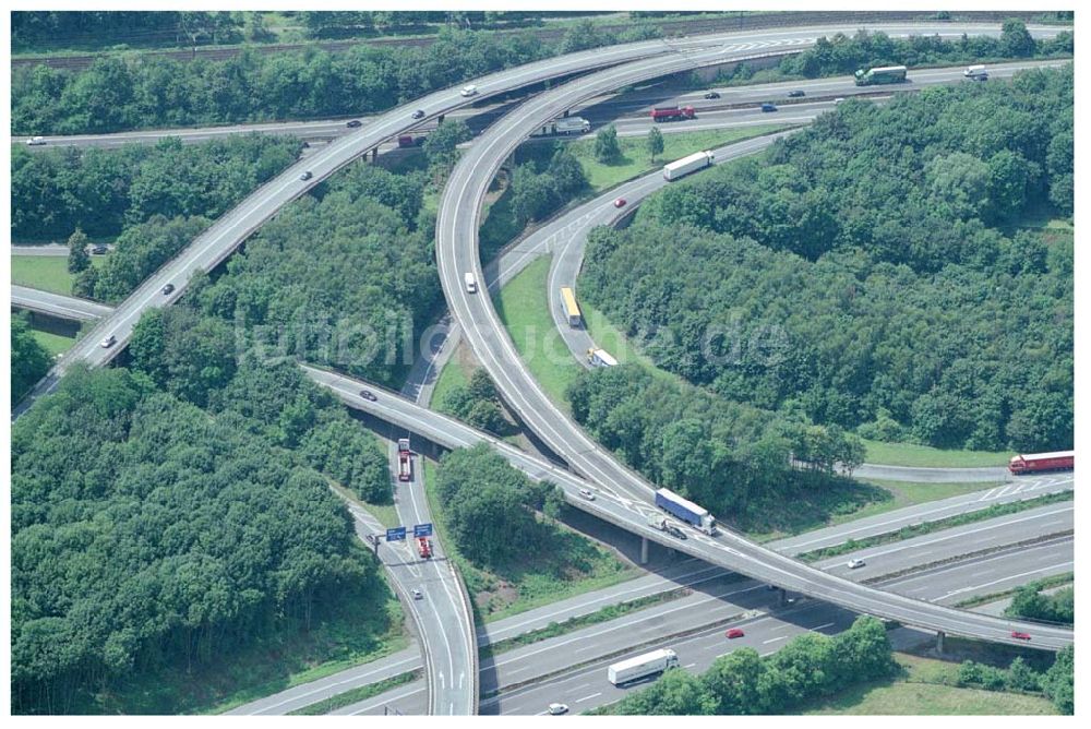 Luftbild Duisburg - Autobahnkreuz Duisberg-Kaiserberg