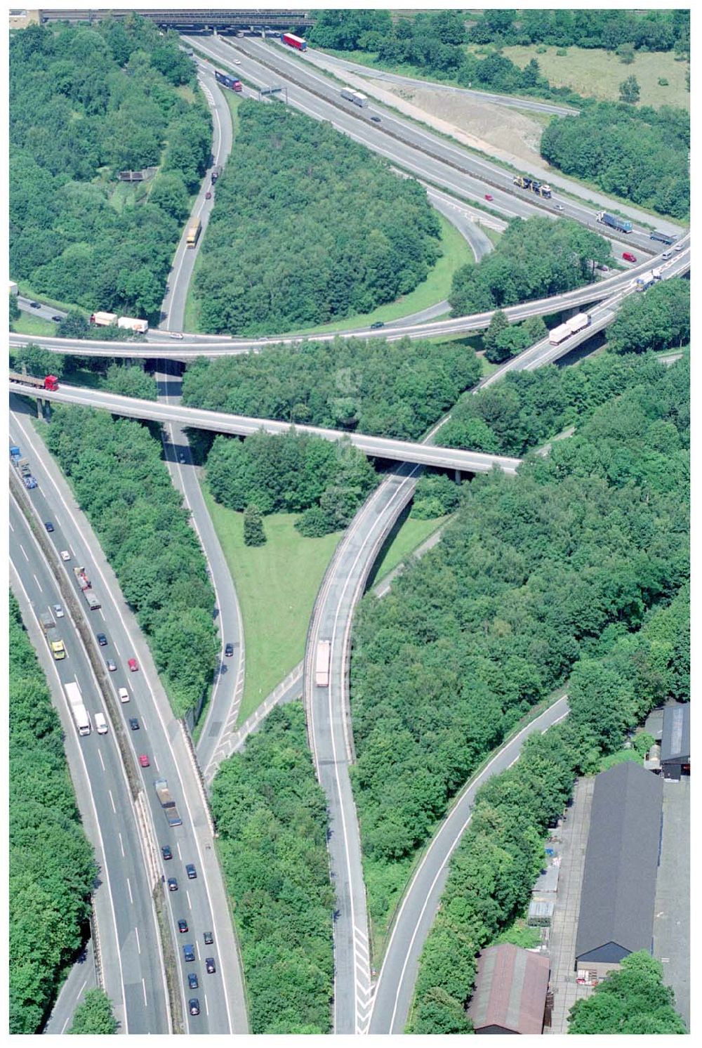 Luftaufnahme Duisburg - Autobahnkreuz Duisberg-Kaiserberg