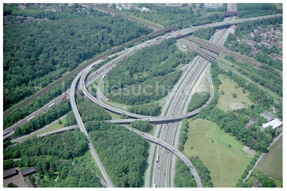 Luftbild Duisburg - Autobahnkreuz Duisberg-Kaiserberg