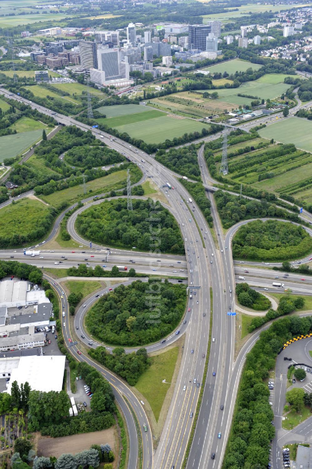 Frankfurt am Main aus der Vogelperspektive: Autobahnkreuz Nordwestkreuz Frankfurt am Main