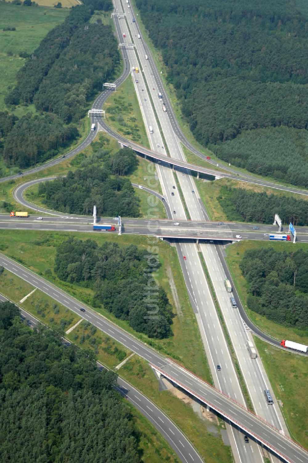 Luftbild Schönefeld - Autobahnkreuz Schönefeld