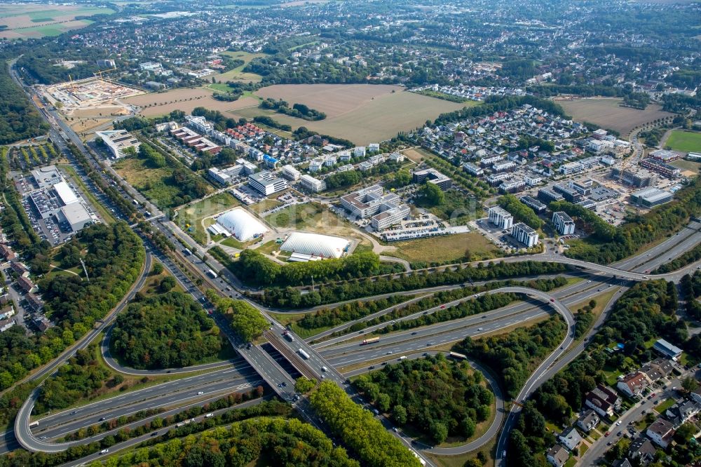 Dortmund von oben - Autobahnkreuz der Stadtautobahn mit Bundesstraßen bei Dortmund im Ruhrgebiet in Nordrhein-Westfalen