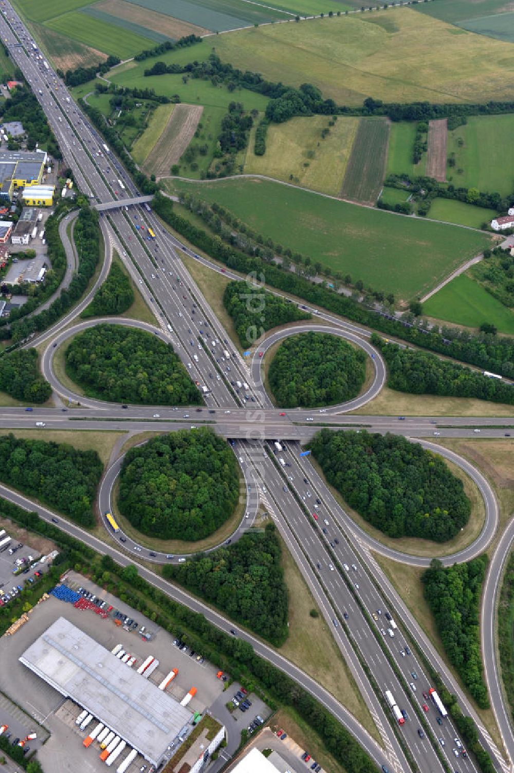 Stuttgart aus der Vogelperspektive: Autobahnkreuz Stuttgart