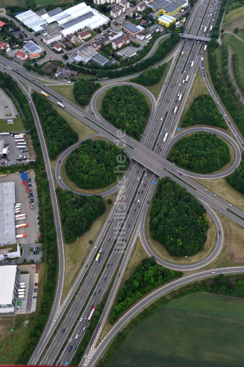 Stuttgart von oben - Autobahnkreuz Stuttgart