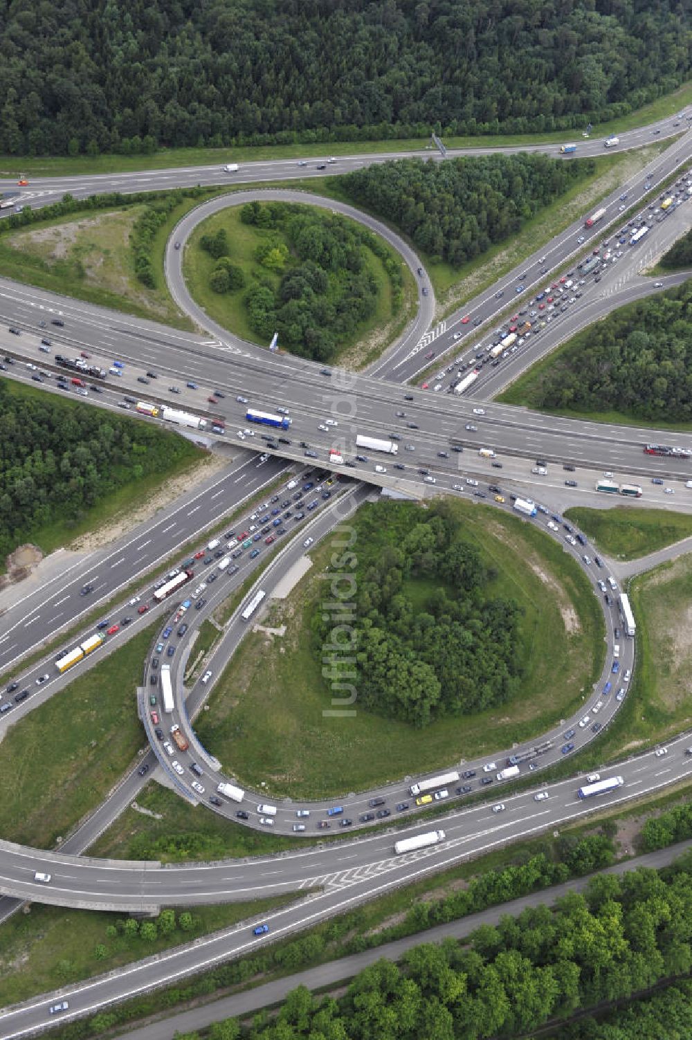 Stuttgart aus der Vogelperspektive: Autobahnkreuz Stuttgart in Baden-Württemberg