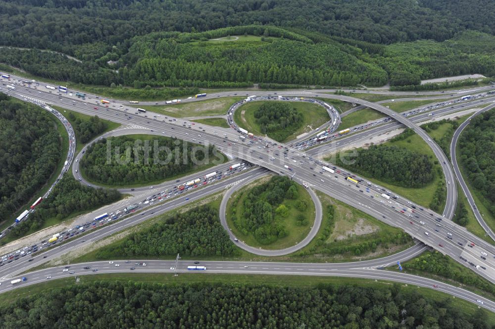 Stuttgart aus der Vogelperspektive: Autobahnkreuz Stuttgart in Baden-Württemberg