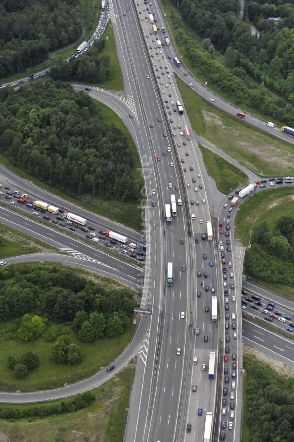 Stuttgart aus der Vogelperspektive: Autobahnkreuz Stuttgart in Baden-Württemberg